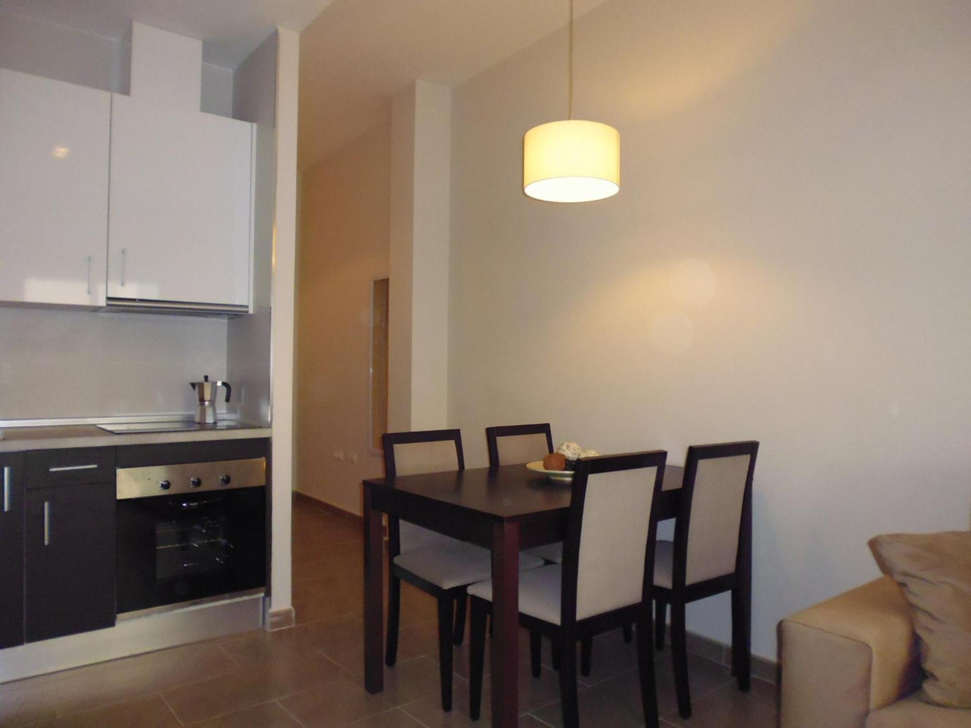 Apartamentos Pinar Malaga Centro Luaran gambar