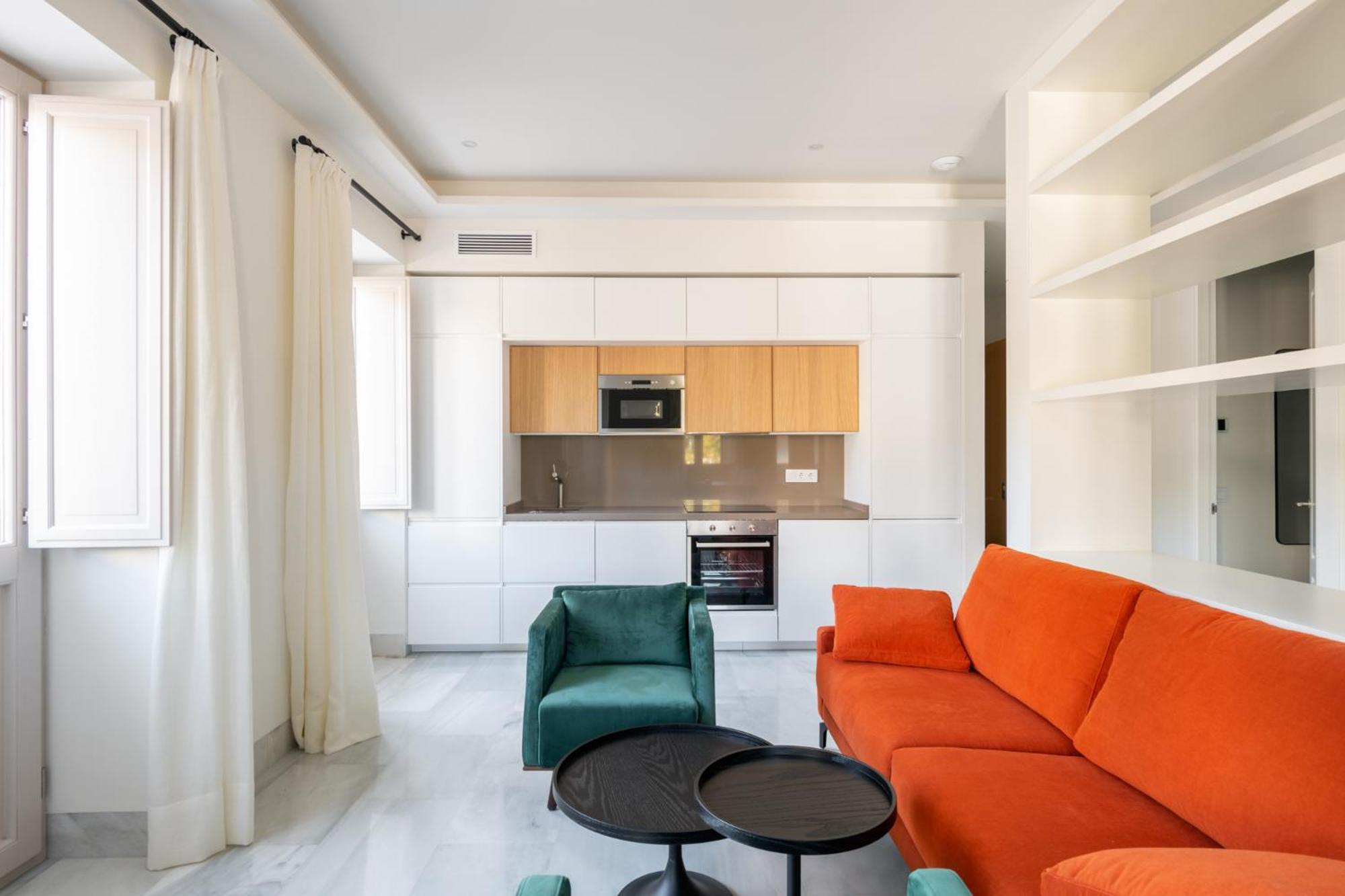 Apartamentos Pinar Malaga Centro Bilik gambar