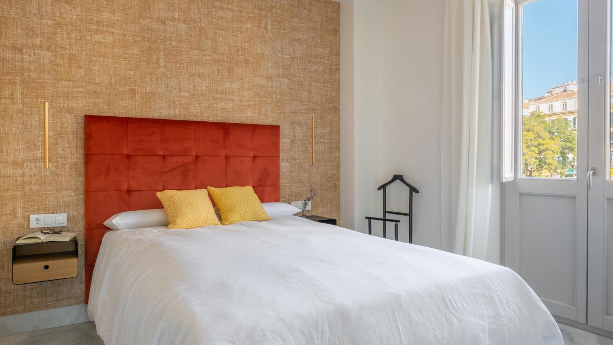 Apartamentos Pinar Malaga Centro Bilik gambar