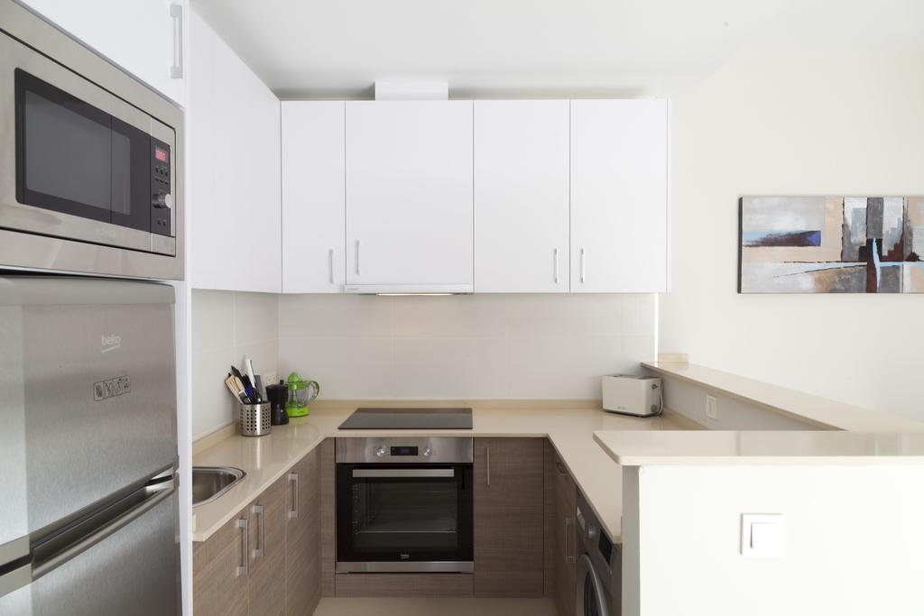 Apartamentos Pinar Malaga Centro Luaran gambar